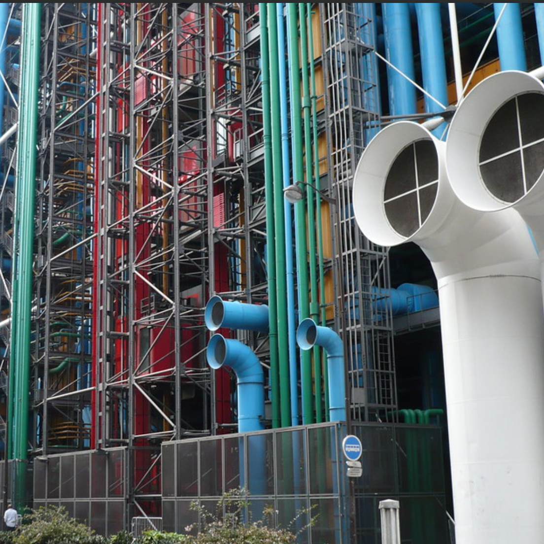 Centre Pompidou, détails de la tuyauterie colorée © Whatizis