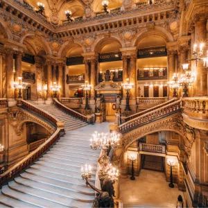 Grand escalier de l'Opéra Garnier