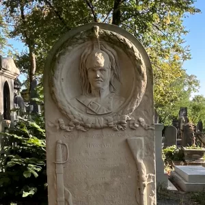 Tombe du Dragon (Père-Lachaise)