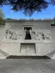  LE MONUMENT AUX MORTS